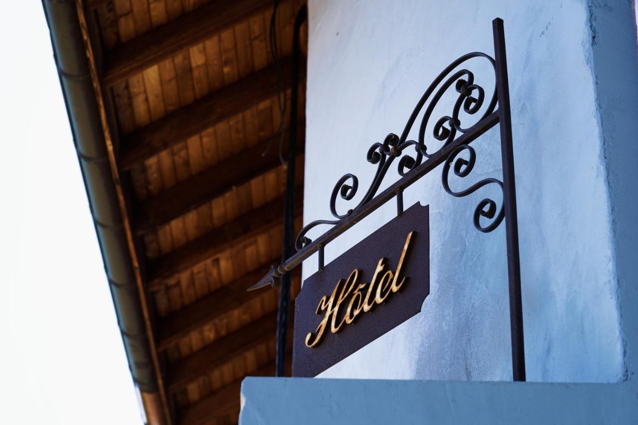 Le Mouton Bleu Hotel